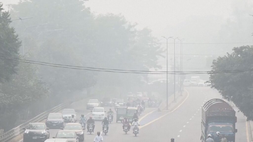 【パキスタン】ラホールは最も汚染された街　大気質指数は過去最高の1100